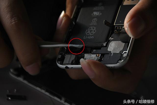 6s官方更换电池（不能免费换6s电池的果粉看过来）(4)