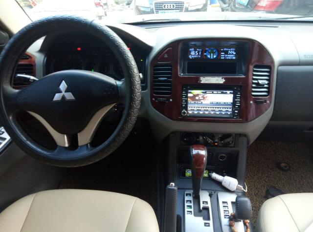 v73帕杰罗如何改装（三菱帕杰罗V73改装越野护航仪）(8)