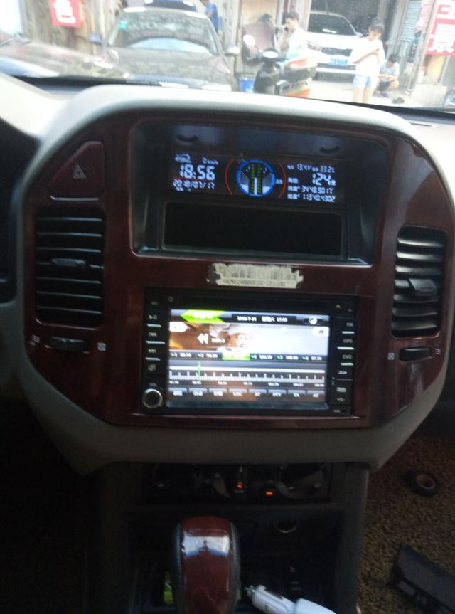 v73帕杰罗如何改装（三菱帕杰罗V73改装越野护航仪）(13)