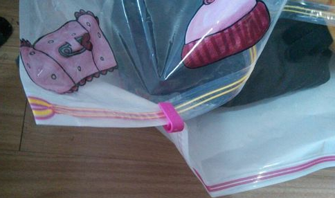 如何用吹风机抽真空袋,真空袋怎么做成的图4