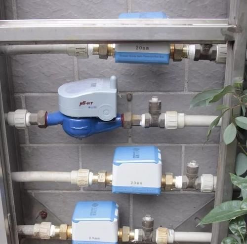 水表冻住了可以用热水烫吗