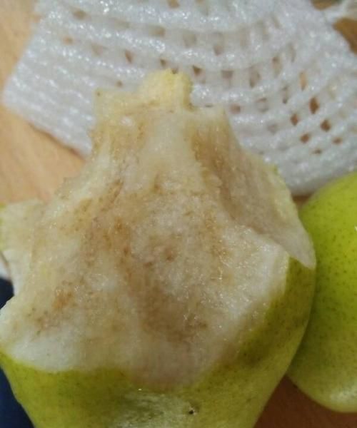 梨子有酒味还能吃吗?