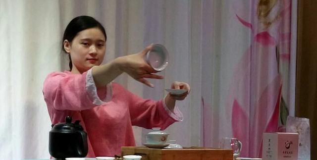 日本茶道和中国茶道的区别,日本茶道里面的茶是什么茶,是抹茶吗?图5