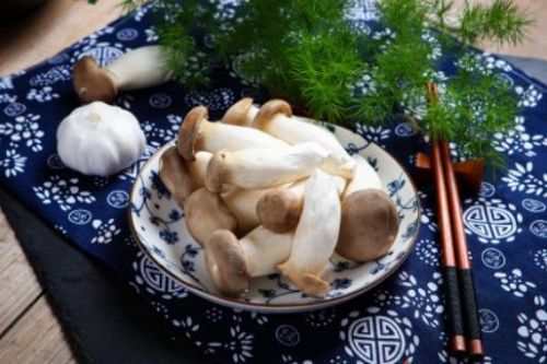 孕妇能吃菌类食物吗?(孕妇能吃哪些菌类炖汤)-第1张图片-