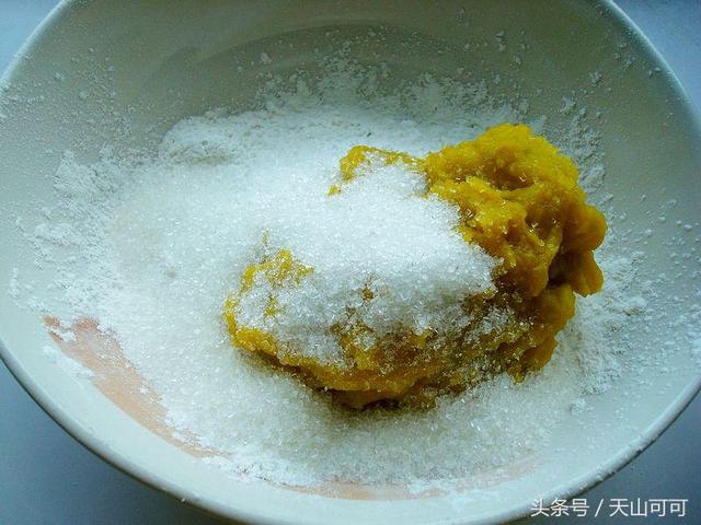 炸南瓜饼要怎么做才不多油（炸南瓜饼只要记住小窍门）(5)