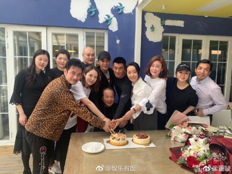 雪花女神龙演员表（雪花女神龙16年后重聚）(11)