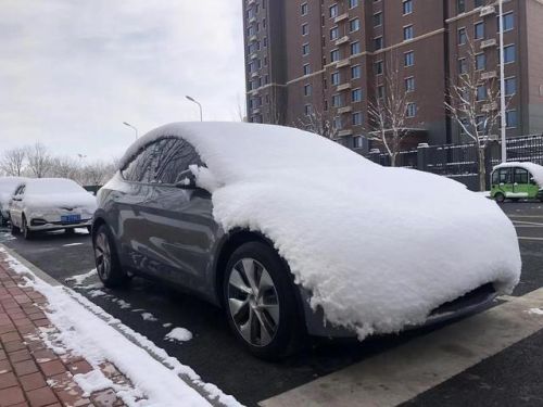 像雪花一样的柔柔是什么歌(像雪花一样的柔柔落到手心变直流是什么意思)-第2张图片-