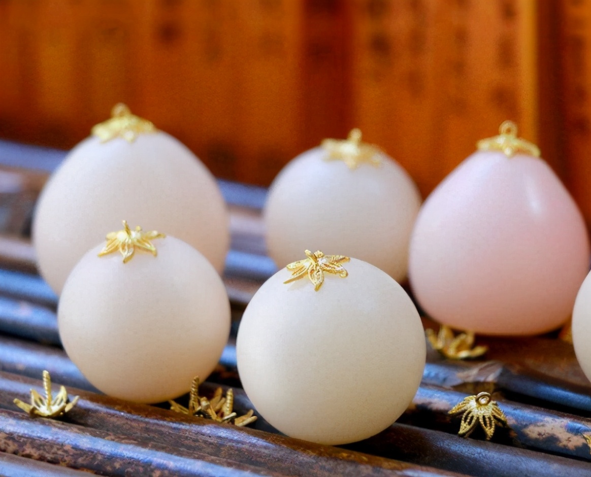 佛心果是什么颜色怎么分别（佛心果是什么树的果实）