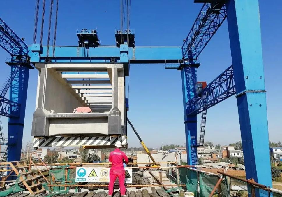 德里孟买工业走廊(德孟工业走廊长度多少公里)