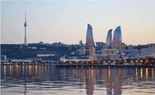 阿塞拜疆国家面积和人口(阿塞拜疆人口面积是多少)