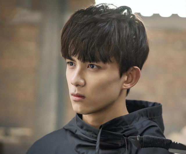 吴磊赵今麦合作的电视剧(在暴雪时分筹拍)(11)