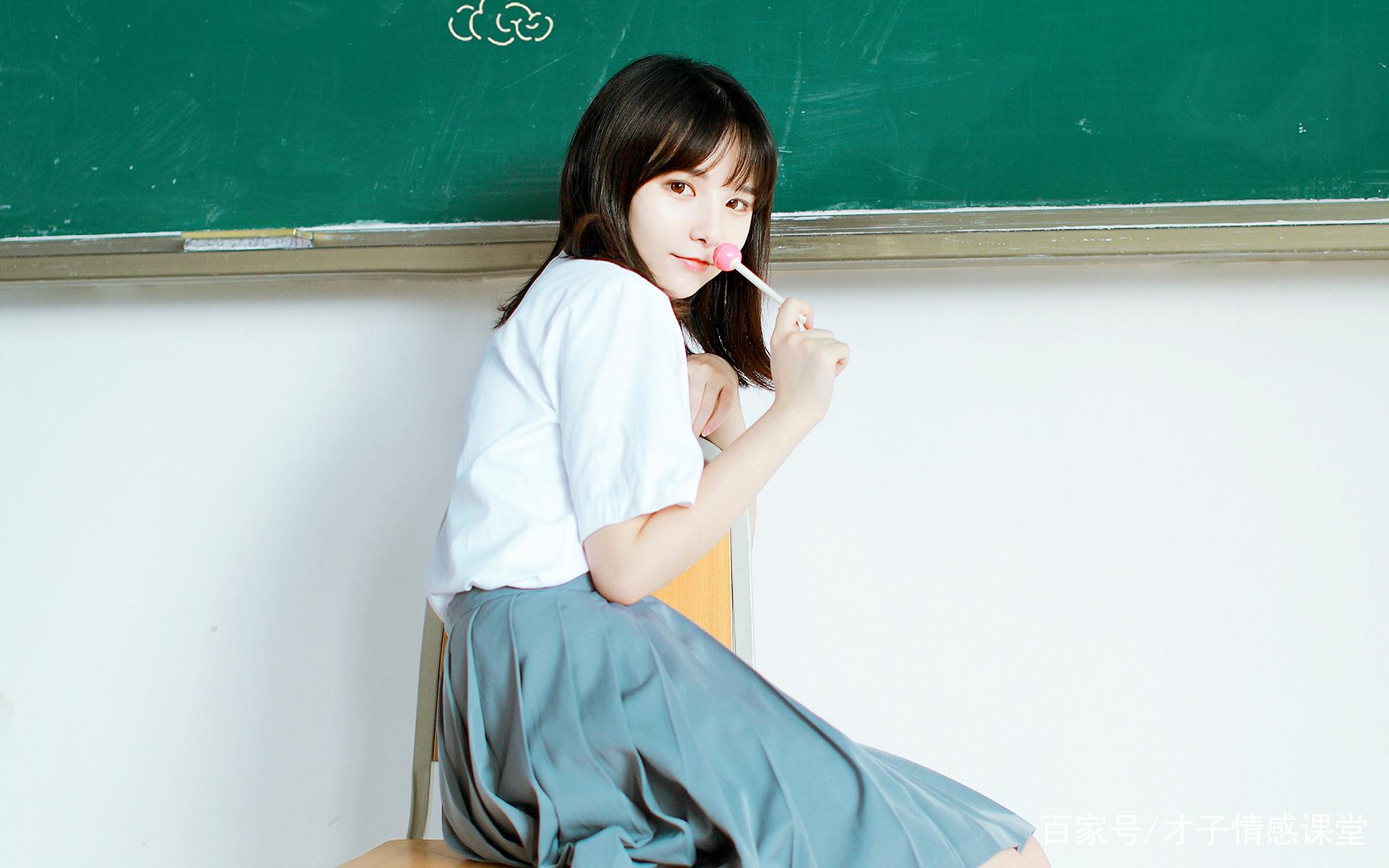 异地恋情侣之间没有话题聊怎么办(异地恋没有话题聊了怎么办)