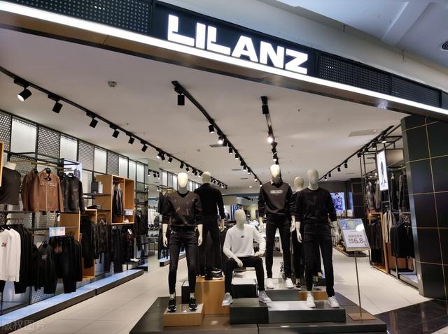 男士t恤衫品牌排行榜(男士休闲t恤衫品牌排行榜)