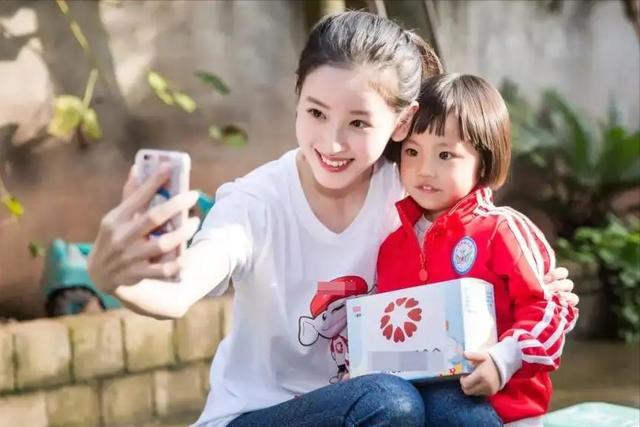 京东刘强东老婆章泽天（京东老板娘章泽天）(11)