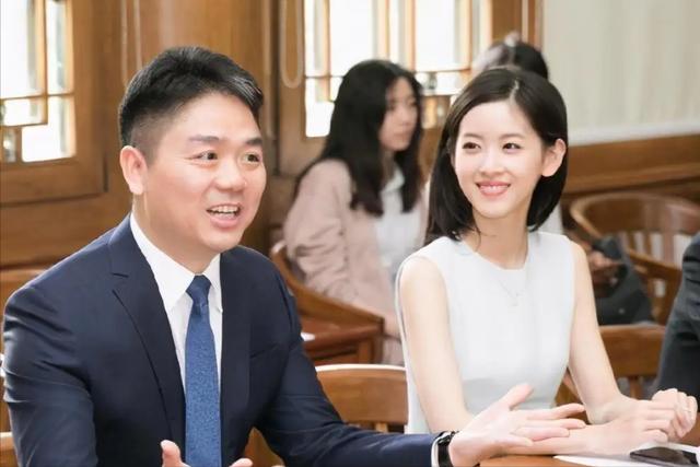 京东刘强东老婆章泽天（京东老板娘章泽天）(4)