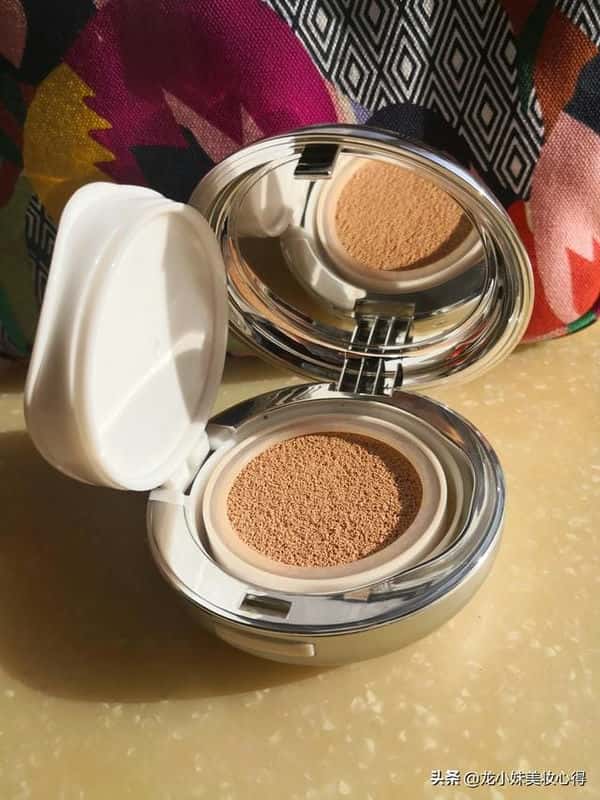 lamer的气垫好用吗（lamer散粉）