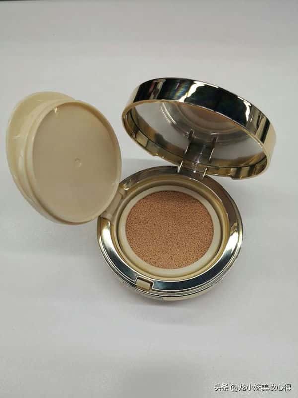 lamer的气垫好用吗（lamer散粉）