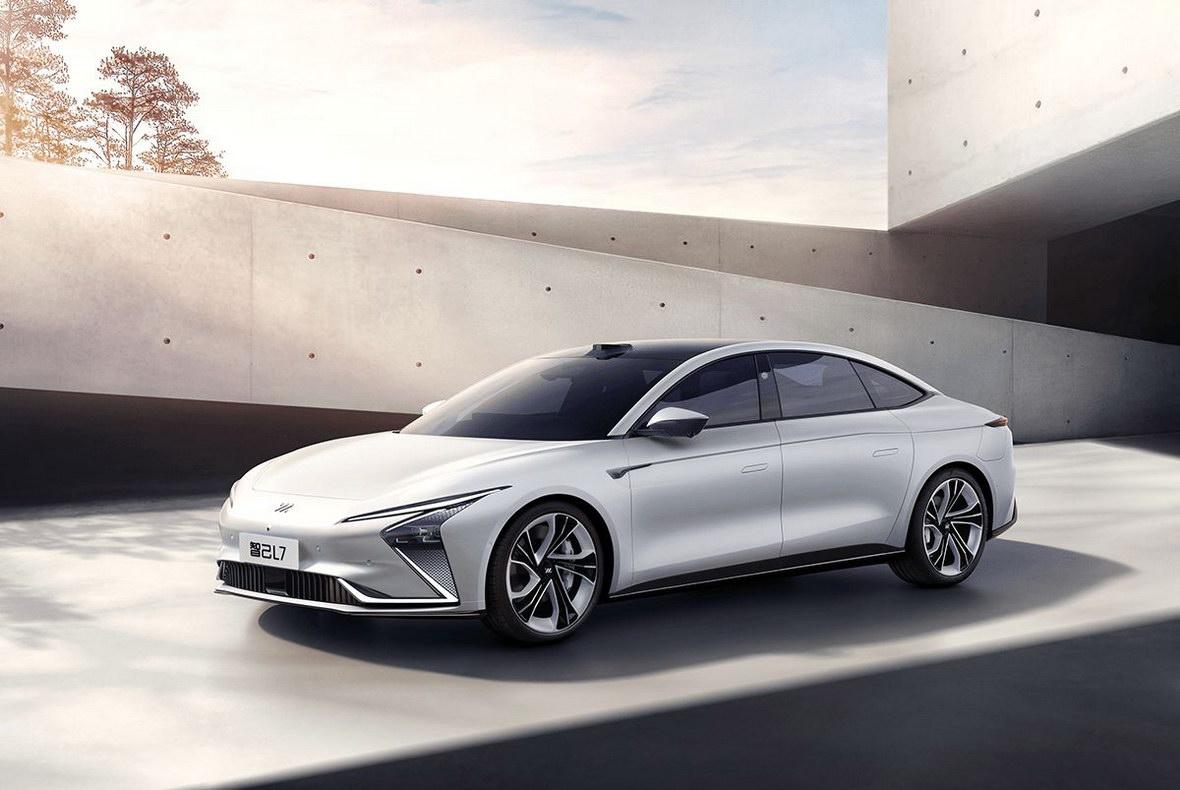 国产纯电动续航最高的车（国产电车排名前十名小轿车）