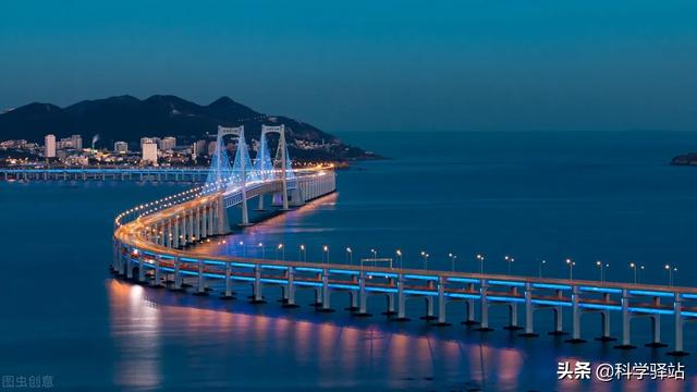 在海上建桥,桥墩怎么打-(跨海大桥的桥墩是打到海底的吗)