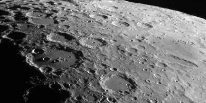 月震是什么意思(什么是月震)