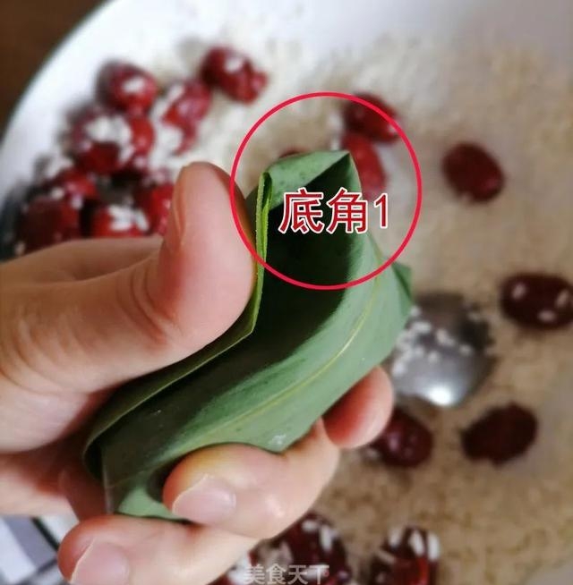 四角粽子的包法是什么样的，四角粽子的包法教学