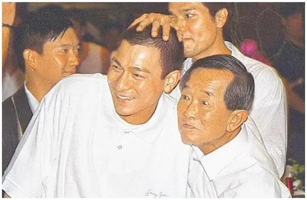 泰国白龙王死之前有多惨(白龙王临终前给世人的遗言)