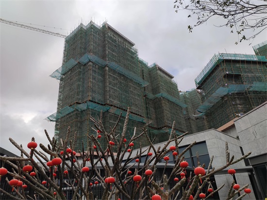 为什么交房后两年才得房产证（房产证为啥交房两年后才下来）