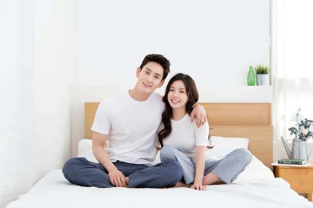 男人爱小三的真心表现(男人心里惦记小三的表现)