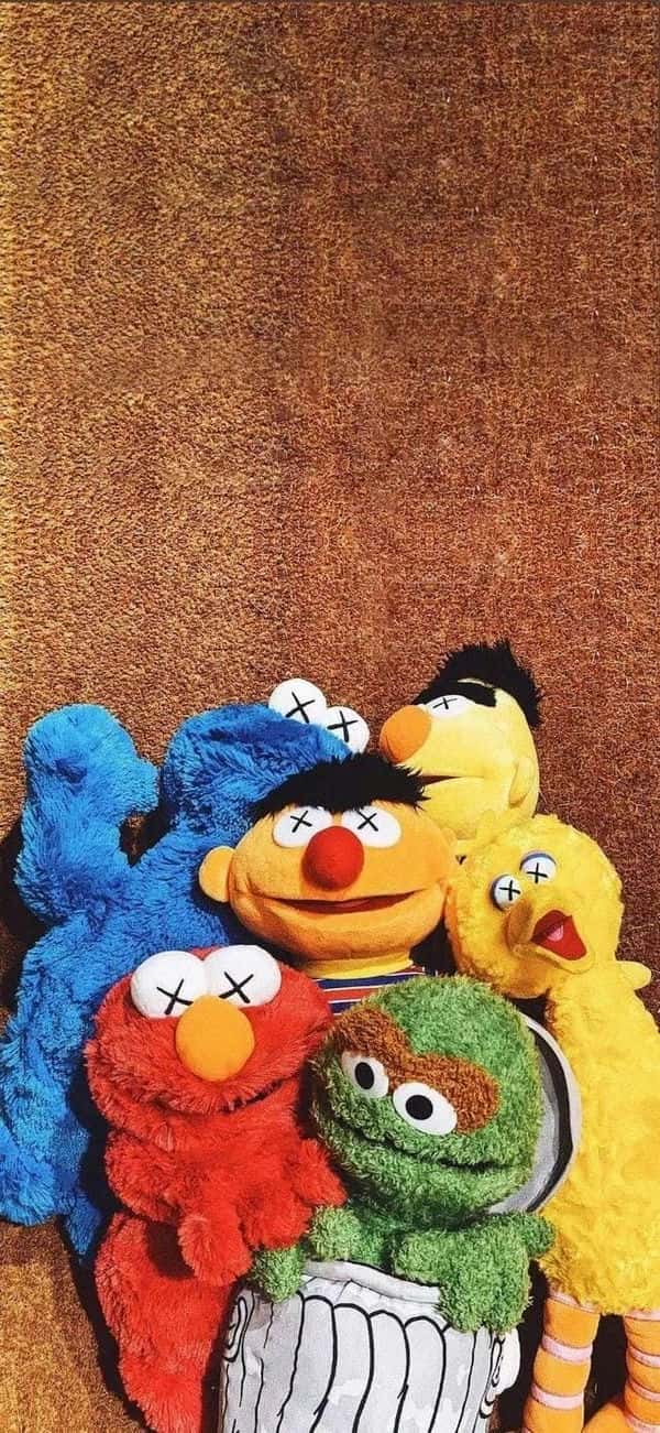 芝麻街kaws公仔正品多少钱(kaws和芝麻街什么关系)