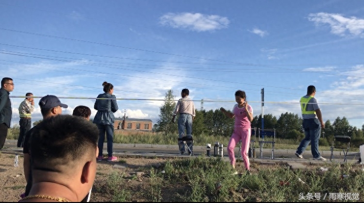 考试前有人吃镇静药缓解紧张情绪，科目二过了签字的时候手在抖！