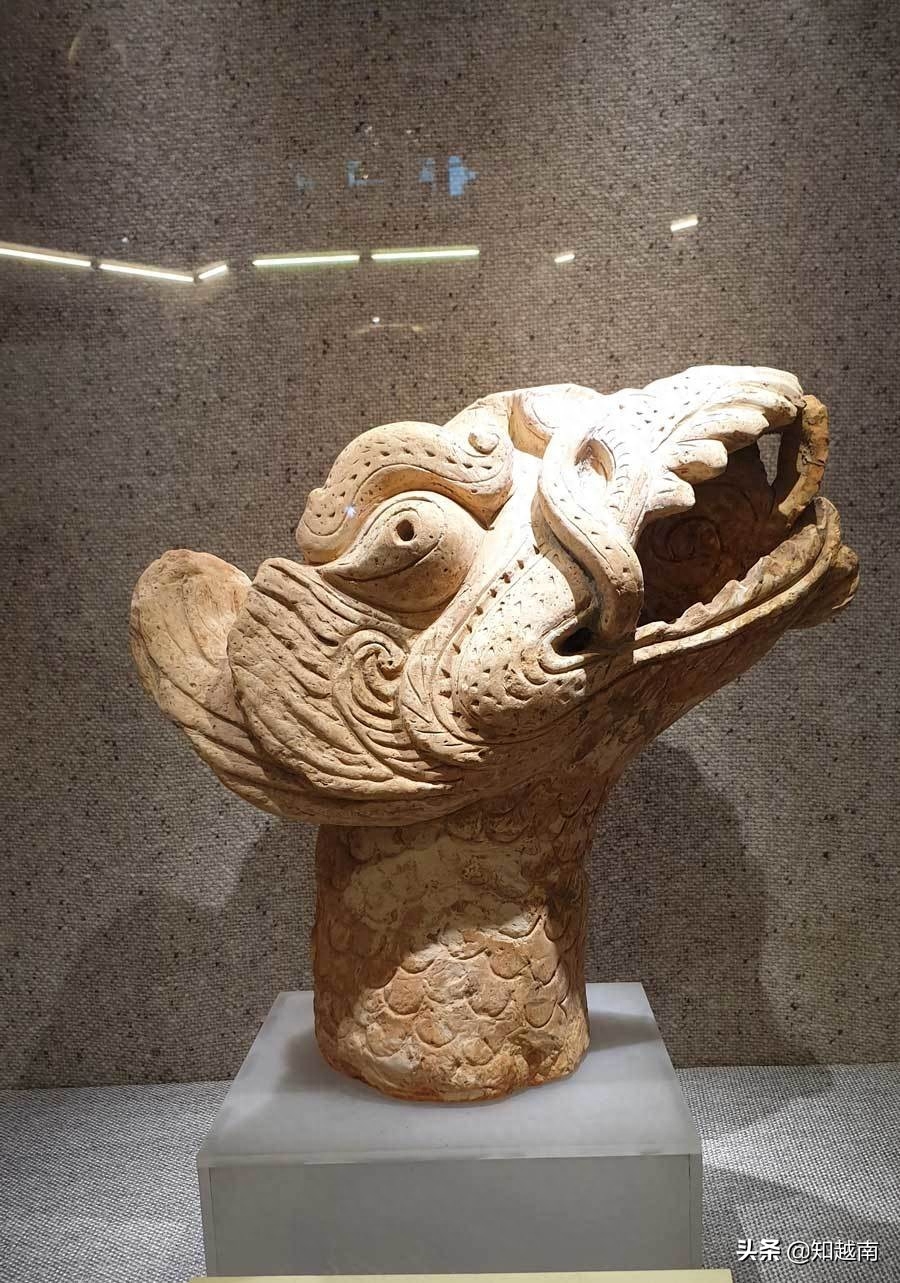 大越帝国“国徽”展览：都是越南历代帝国的图腾，多数都崇拜龙