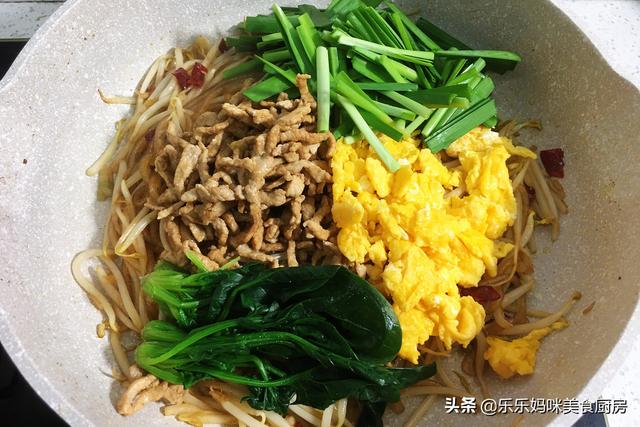 春饼配什么菜好吃又简单（吃春饼少不了这炒合菜）(30)
