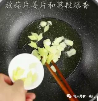 炒牛肉片怎么炒嫩又好吃（菜心炒牛肉）(24)