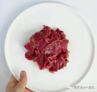 炒牛肉片怎么炒嫩又好吃（菜心炒牛肉）(2)