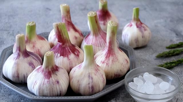 春季家常菜谱大全100款(建议多吃这5样家常菜)(9)