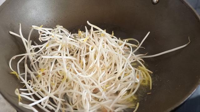 春季家常菜谱大全100款(建议多吃这5样家常菜)(3)