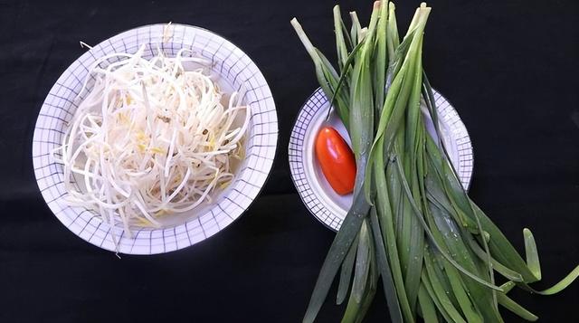 春季家常菜谱大全100款(建议多吃这5样家常菜)(1)