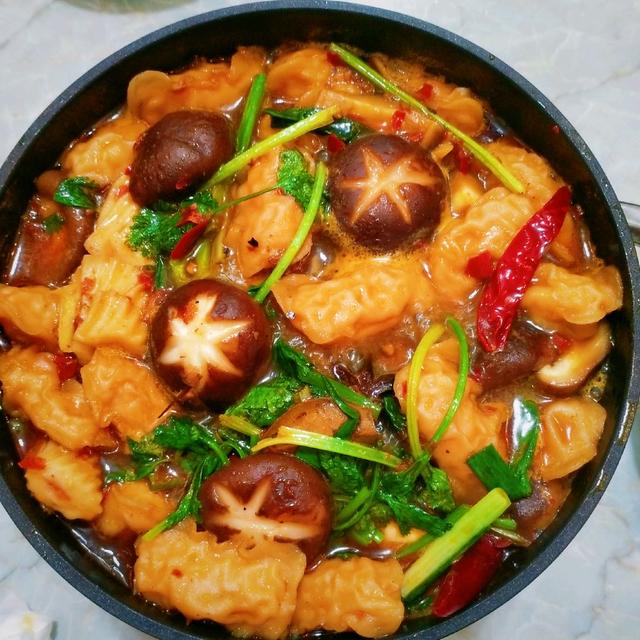 正宗的重庆麻辣火锅配菜有哪些（四川重庆麻辣火锅）(22)