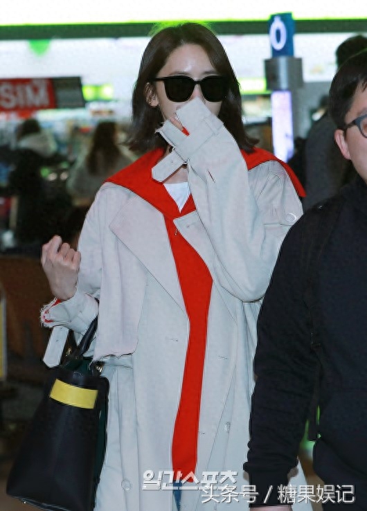 18日少女时代允儿结束中国行程经仁川机场回国！在中国的韩流女神