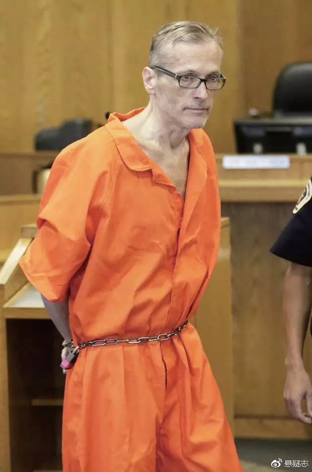 机闭算尽的马丁最后仍旧没能遁脱法令的制伏