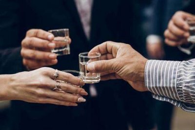 ​酒桌文化是腐朽文化吗?有多污浊?