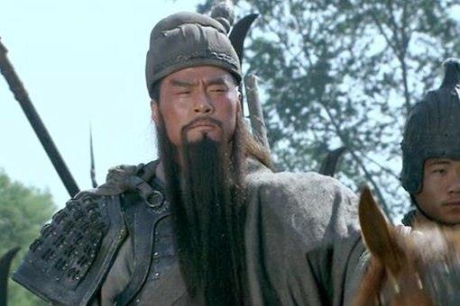 庞德射中关羽前额却没死,为什么张郃右膝中箭却死了