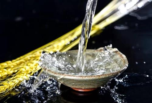 古代人喝酒为什么要先“筛”一下