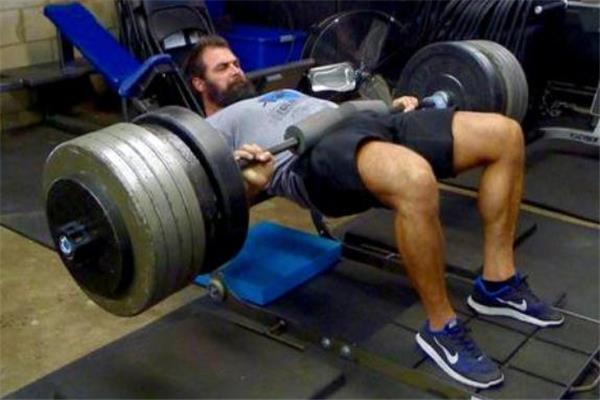 臀冲有什么好处 练臀冲的作用