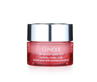 香奈儿眼霜有几种？20岁以上的人就要使用眼霜