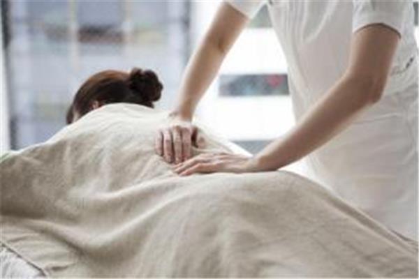 按摩是痛好还是不痛好 按摩后肌肉酸疼正常吗 按摩是痛好还是不痛好 按摩后肌肉酸疼正常吗