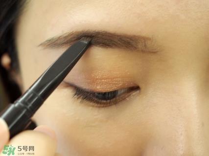 新手怎样修眉画眉 新手如何学会修眉画眉 新手怎样修眉画眉 新手如何学会修眉画眉