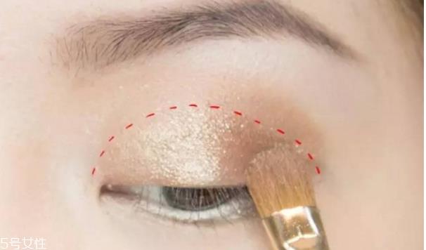 怎么画性感的妆容 性感风的妆容教程 怎么画性感的妆容 性感风的妆容教程