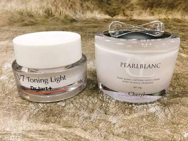 珍珠膏会堵塞毛孔吗 正确使用不会堵塞 珍珠膏会堵塞毛孔吗 正确使用不会堵塞