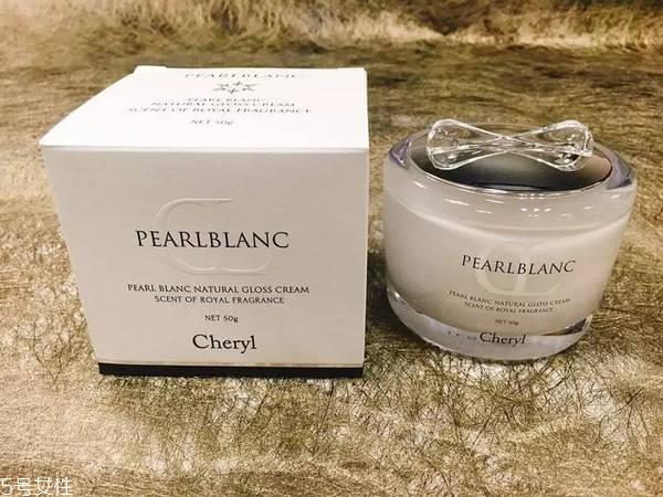 珍珠膏会堵塞毛孔吗 正确使用不会堵塞 珍珠膏会堵塞毛孔吗 正确使用不会堵塞